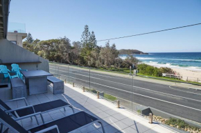 A Stones Throw at Mollymook Beach